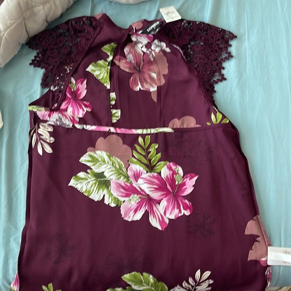 Express - Picture 2 of 3